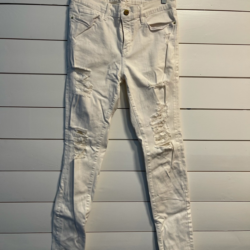 FRAME Le Skinny De Jeanne Distressed Slim Jeans